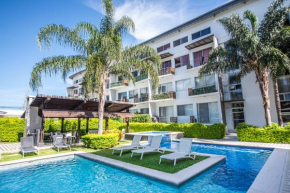 Pura Vida Loft - Pool Amenities and Parking